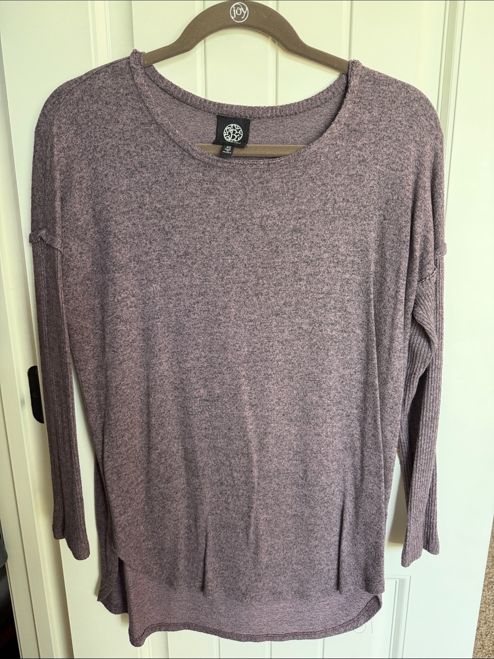 bobeau Heathered Mauve Long Sleeve Knit Top